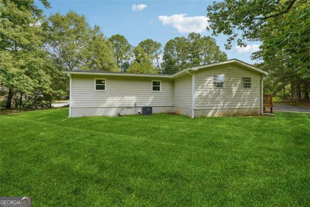 309 Cowan RD SE Conyers, GA 30094