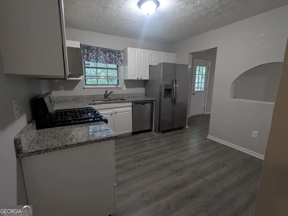 2153 Cherokee Valley CIR Lithonia, GA 30058