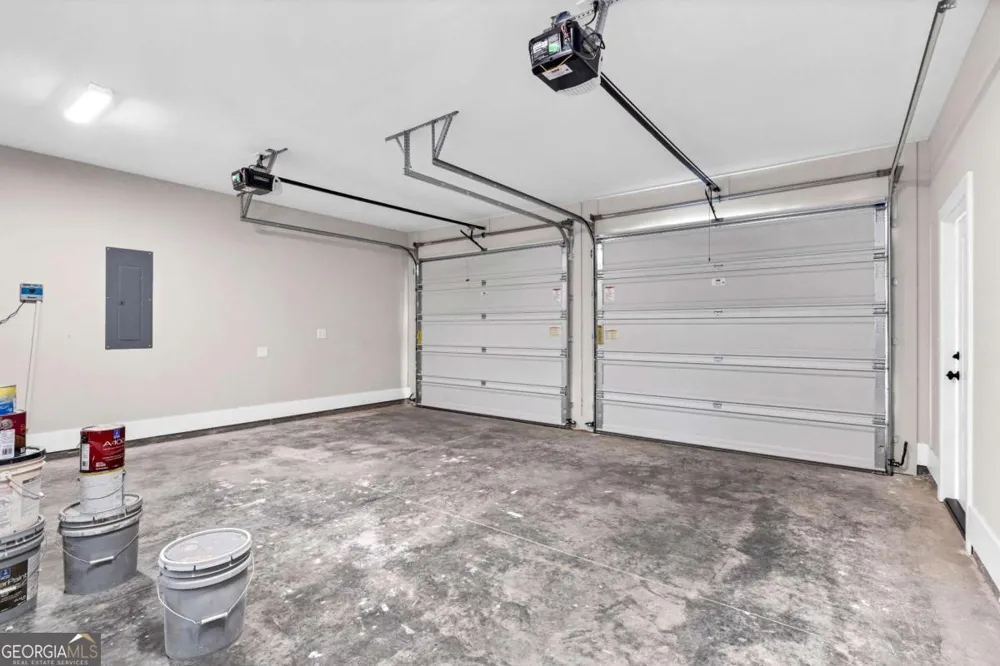1360 Flora DR Conyers, GA 30094