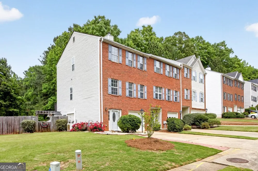 2484 Stonegate DR NW Acworth, GA 30101
