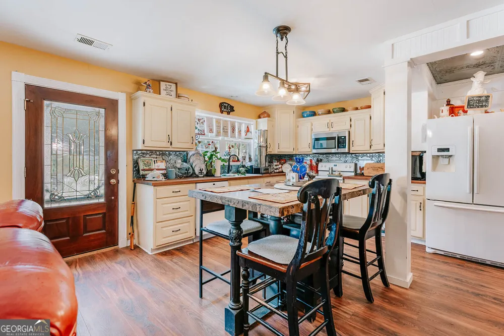 4841 Fairplay RD Madison, GA 30650