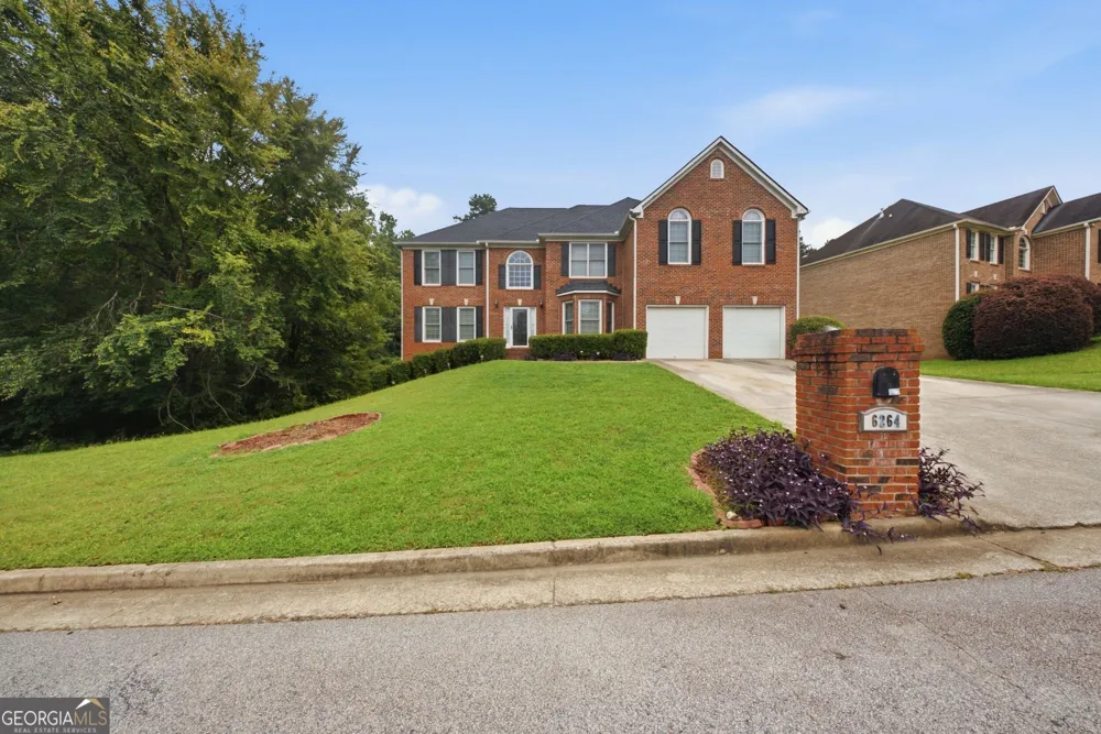 6264 Southland RDG Stone Mountain, GA 30087