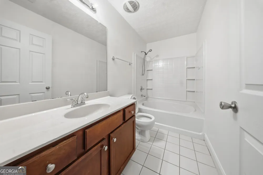 6264 Southland RDG Stone Mountain, GA 30087