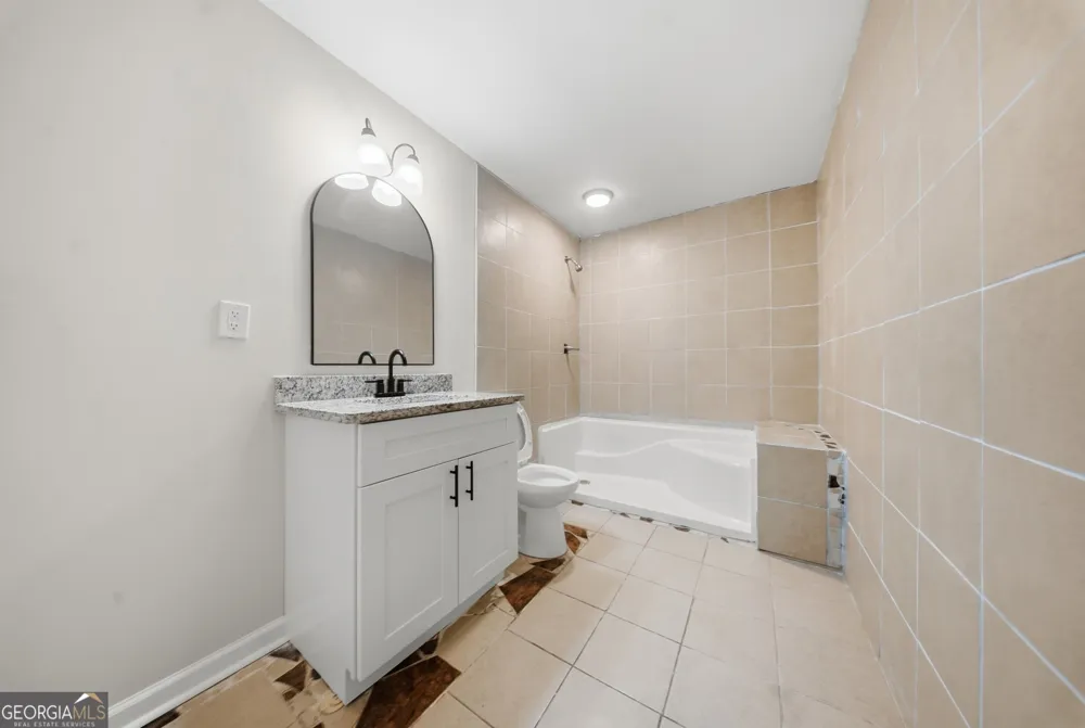 6264 Southland RDG Stone Mountain, GA 30087