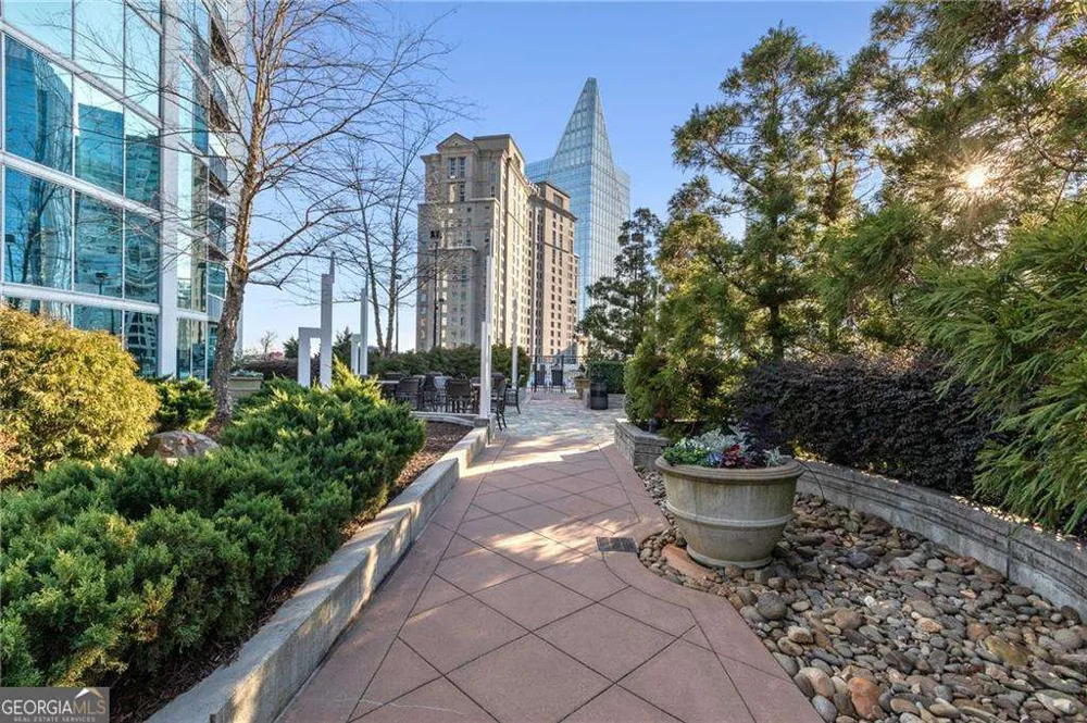 3481 Lakeside DR NE Atlanta, GA 30326