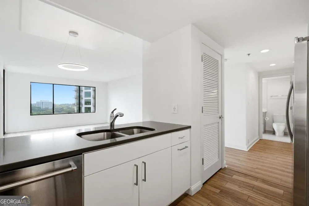 3481 Lakeside DR NE Atlanta, GA 30326