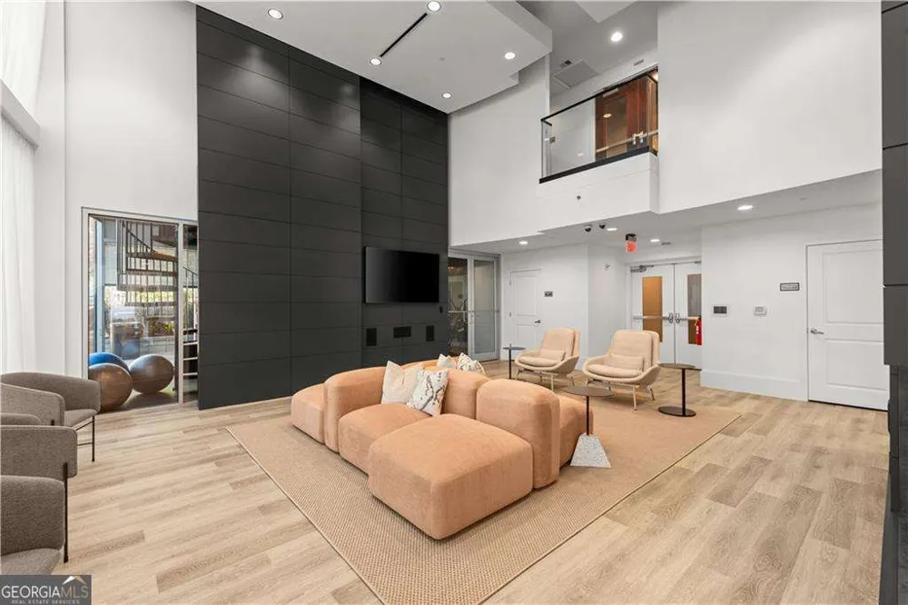 3481 Lakeside DR NE Atlanta, GA 30326