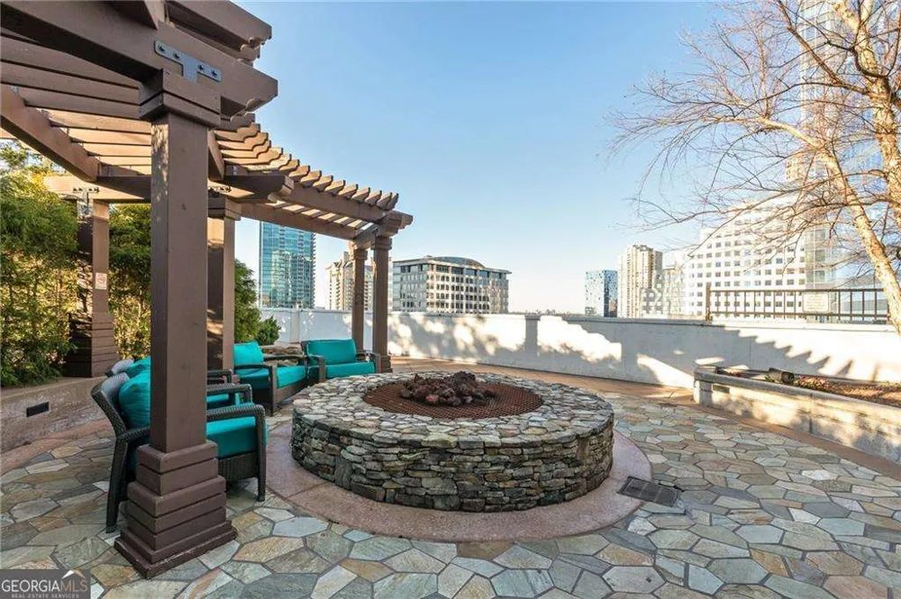 3481 Lakeside DR NE Atlanta, GA 30326