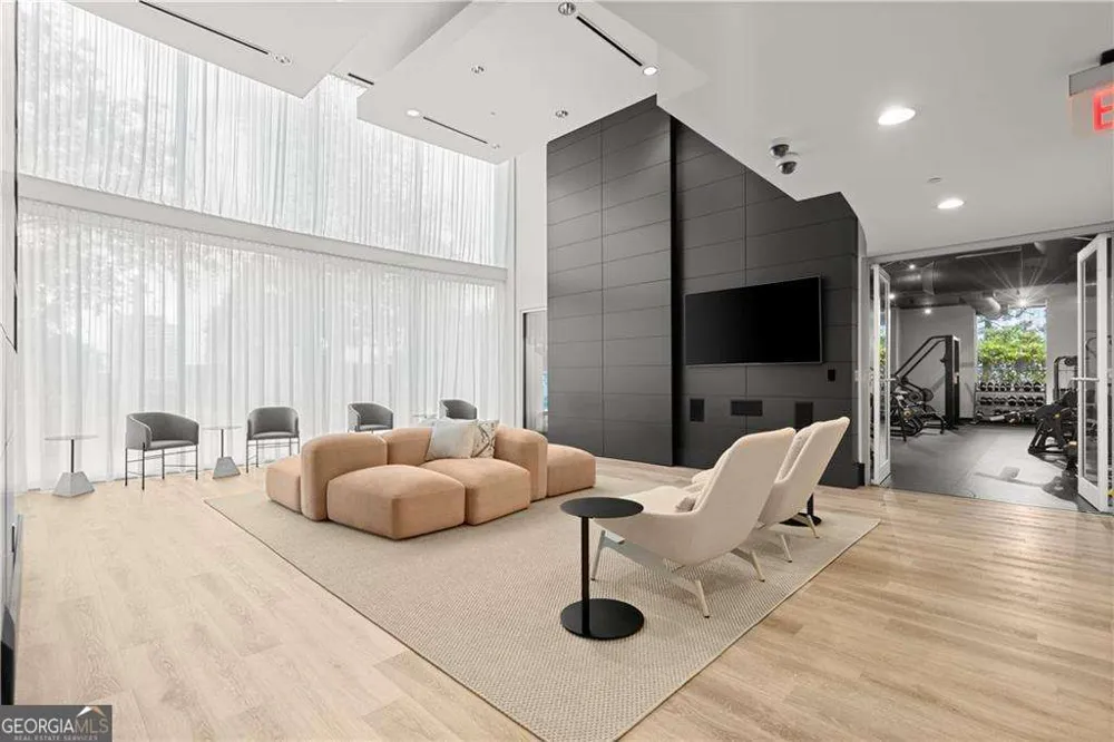 3481 Lakeside DR NE Atlanta, GA 30326