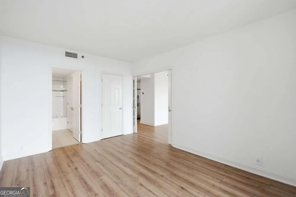 3481 Lakeside DR NE Atlanta, GA 30326