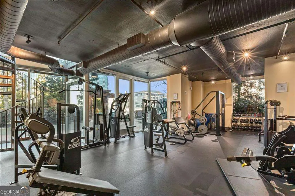 3481 Lakeside DR NE Atlanta, GA 30326