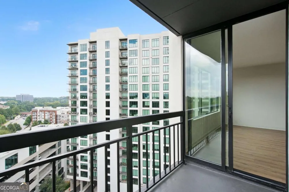 3481 Lakeside DR NE Atlanta, GA 30326