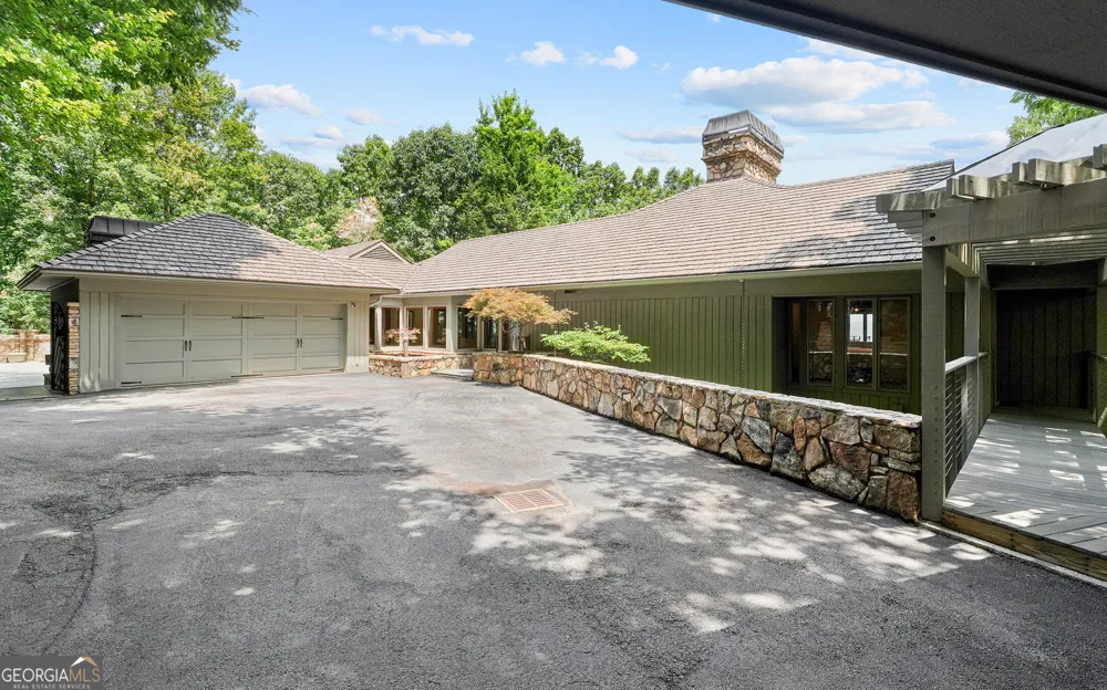 202 Sanderlin Mountain DR N Big Canoe, GA 30143