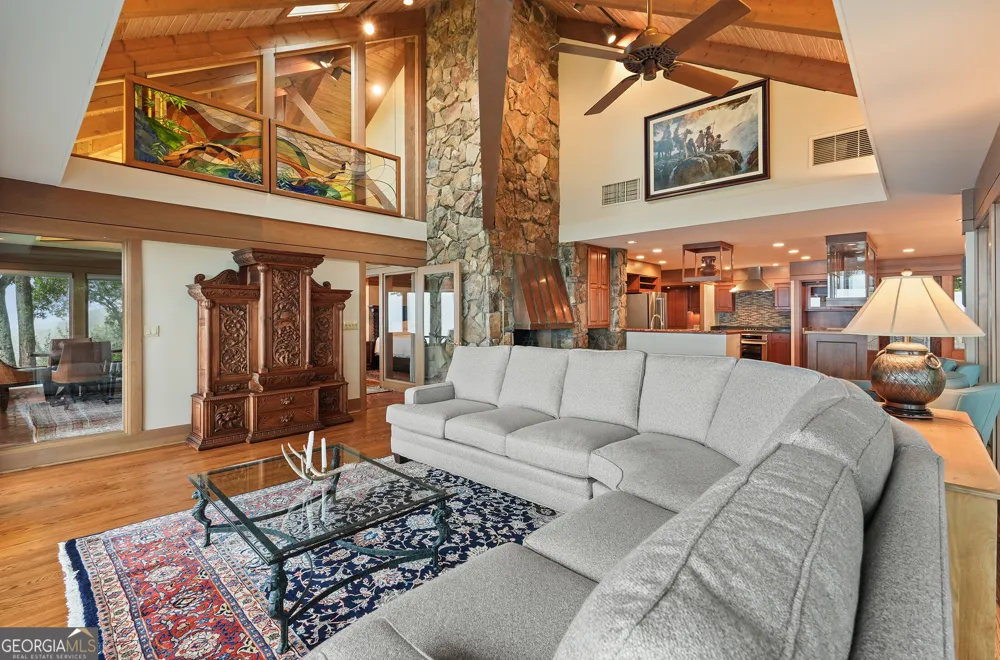 202 Sanderlin Mountain DR N Big Canoe, GA 30143