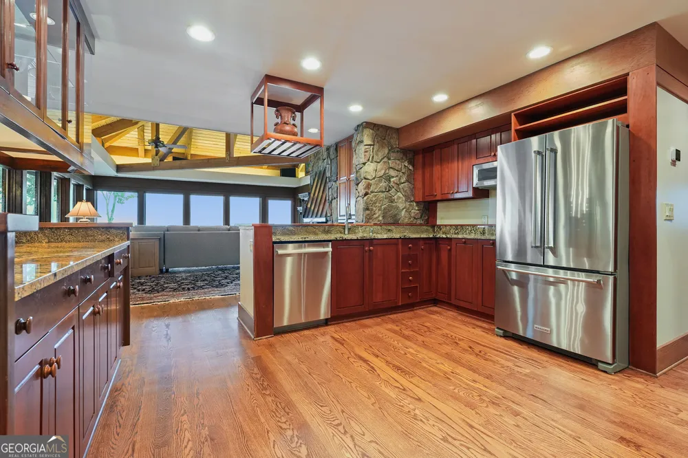 202 Sanderlin Mountain DR N Big Canoe, GA 30143