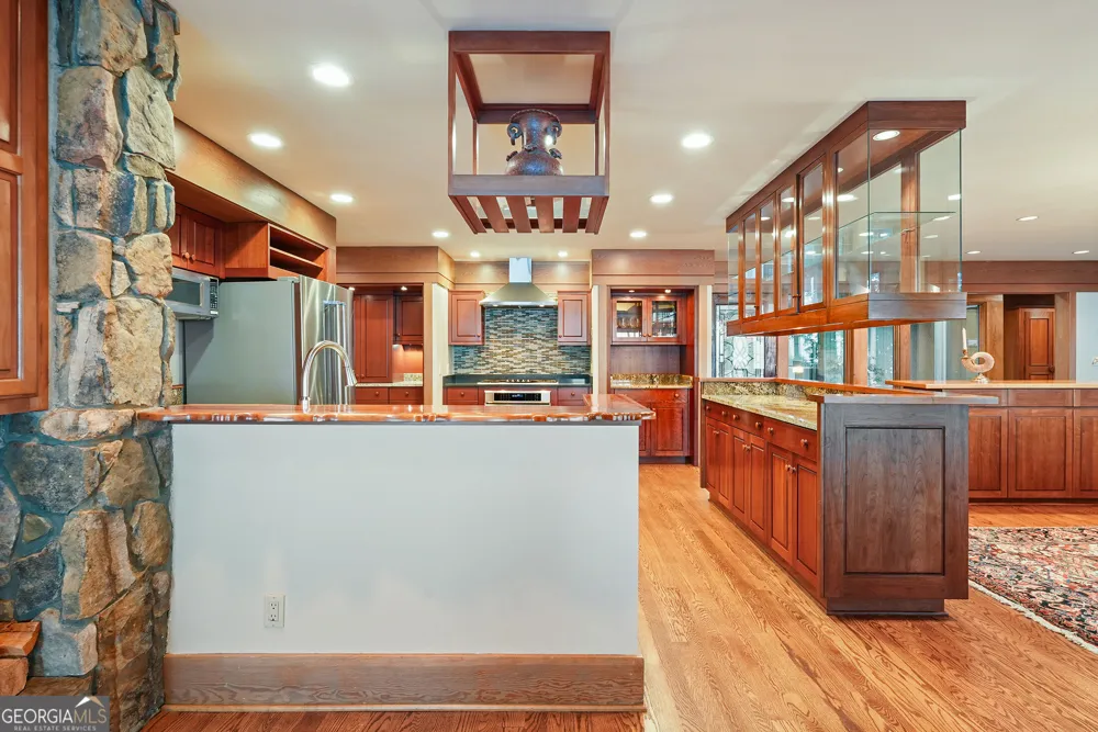 202 Sanderlin Mountain DR N Big Canoe, GA 30143
