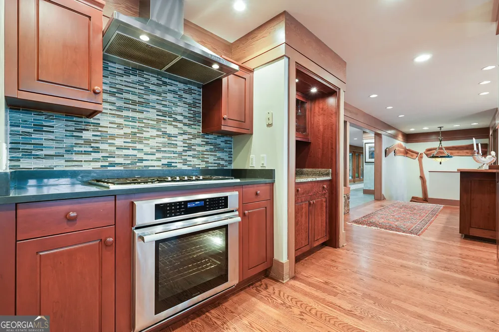 202 Sanderlin Mountain DR N Big Canoe, GA 30143
