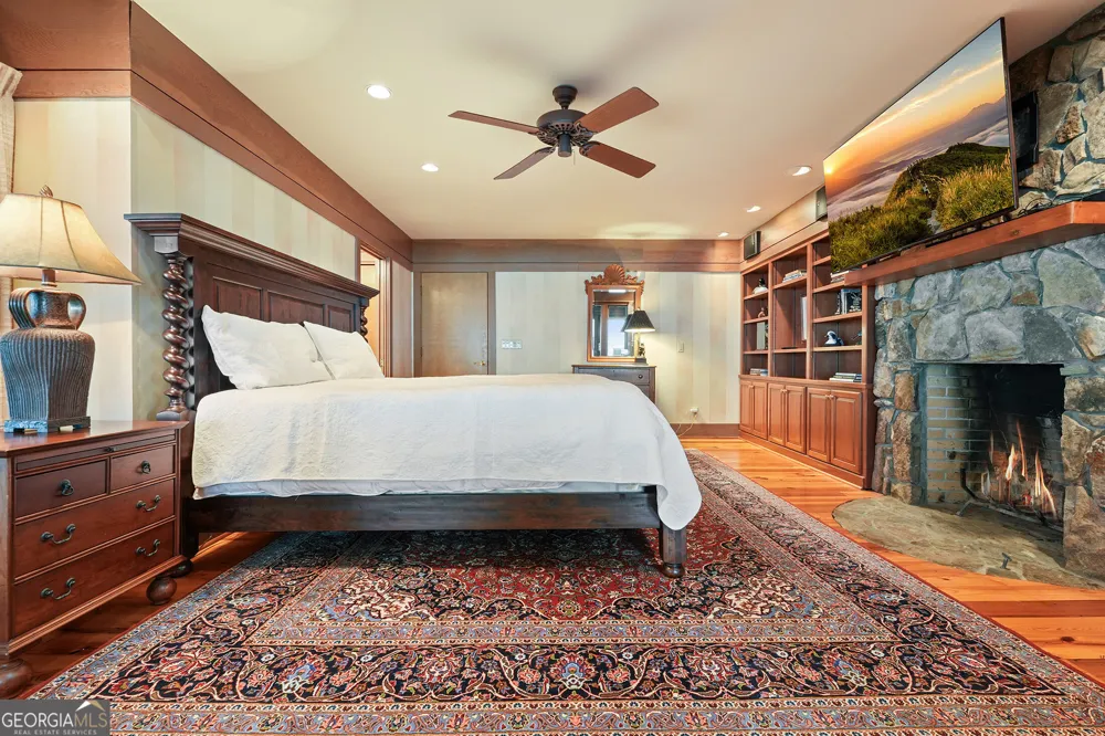 202 Sanderlin Mountain DR N Big Canoe, GA 30143