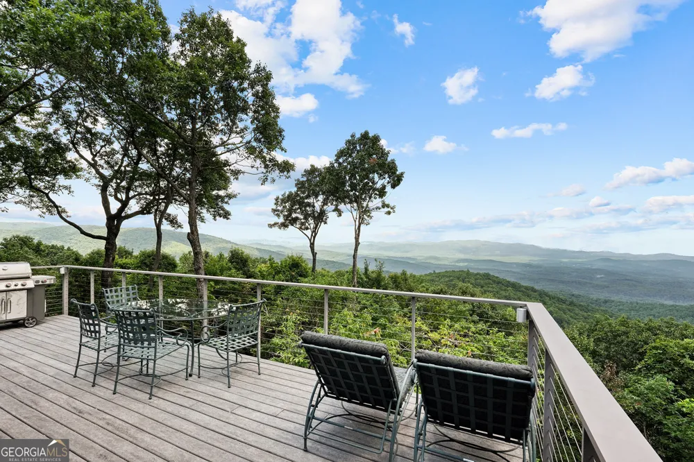 202 Sanderlin Mountain DR N Big Canoe, GA 30143