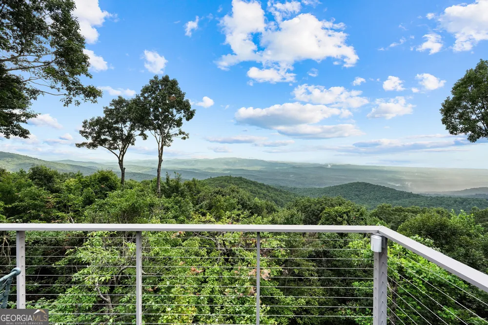 202 Sanderlin Mountain DR N Big Canoe, GA 30143