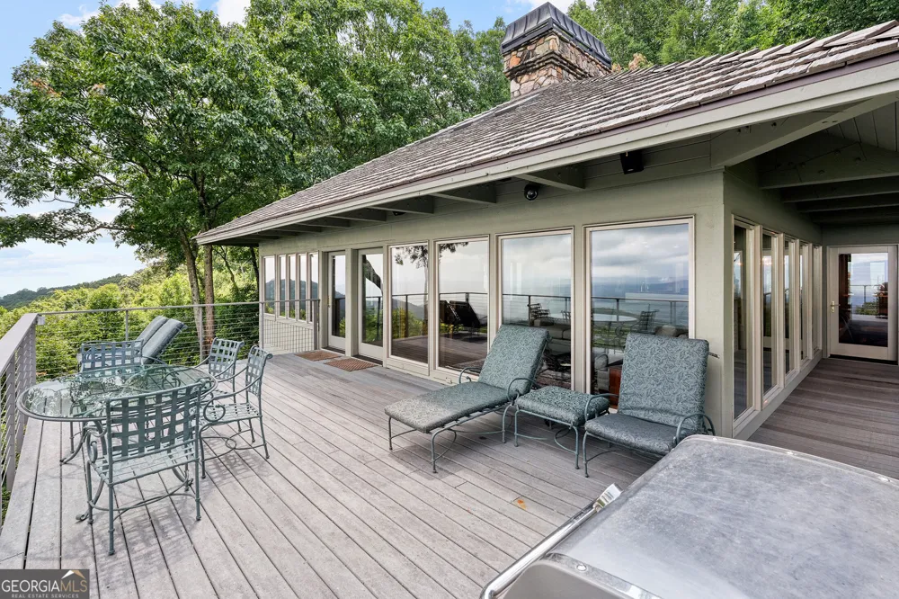 202 Sanderlin Mountain DR N Big Canoe, GA 30143
