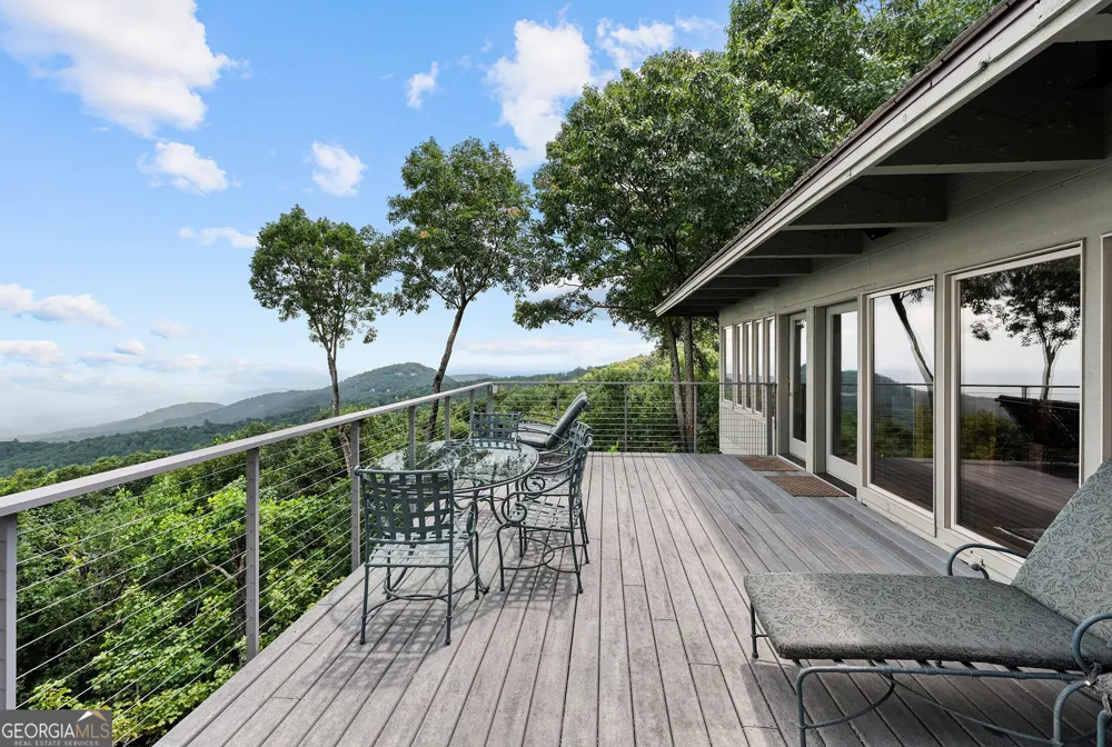 202 Sanderlin Mountain DR N Big Canoe, GA 30143