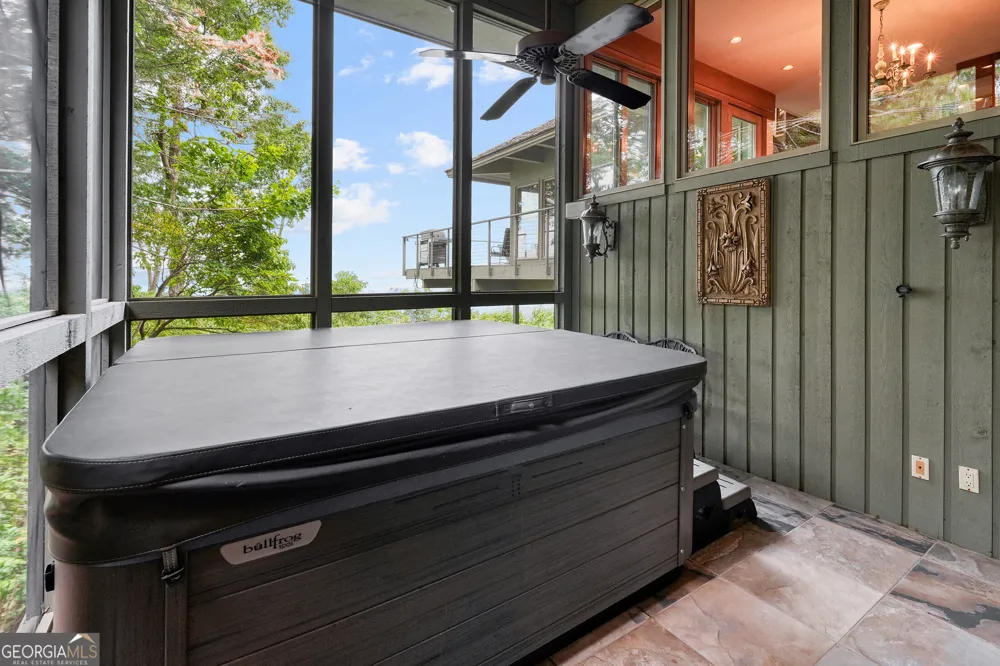 202 Sanderlin Mountain DR N Big Canoe, GA 30143