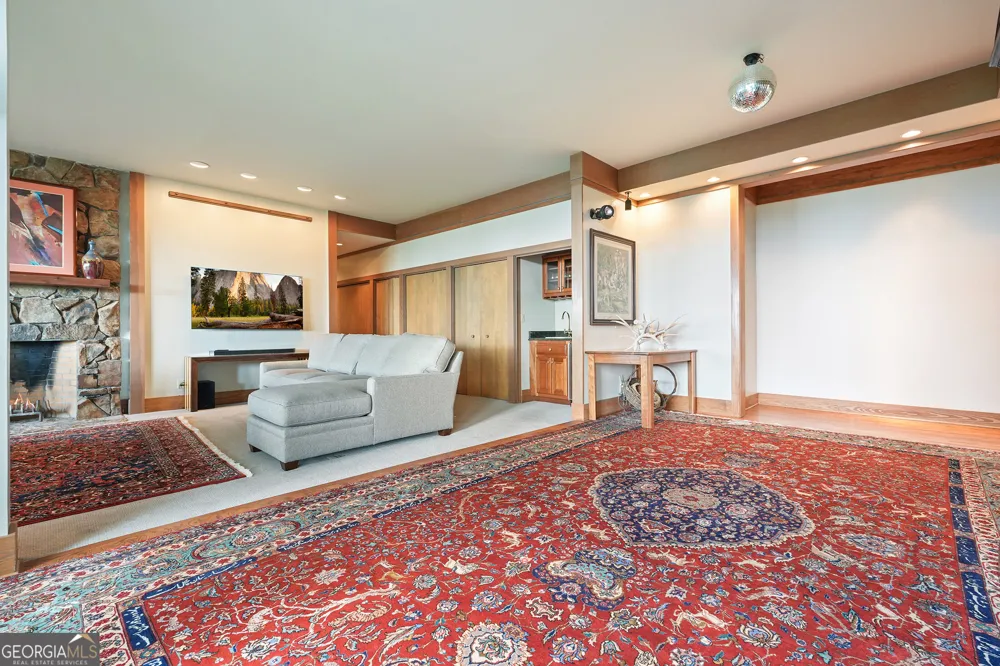 202 Sanderlin Mountain DR N Big Canoe, GA 30143
