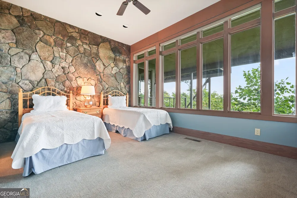 202 Sanderlin Mountain DR N Big Canoe, GA 30143