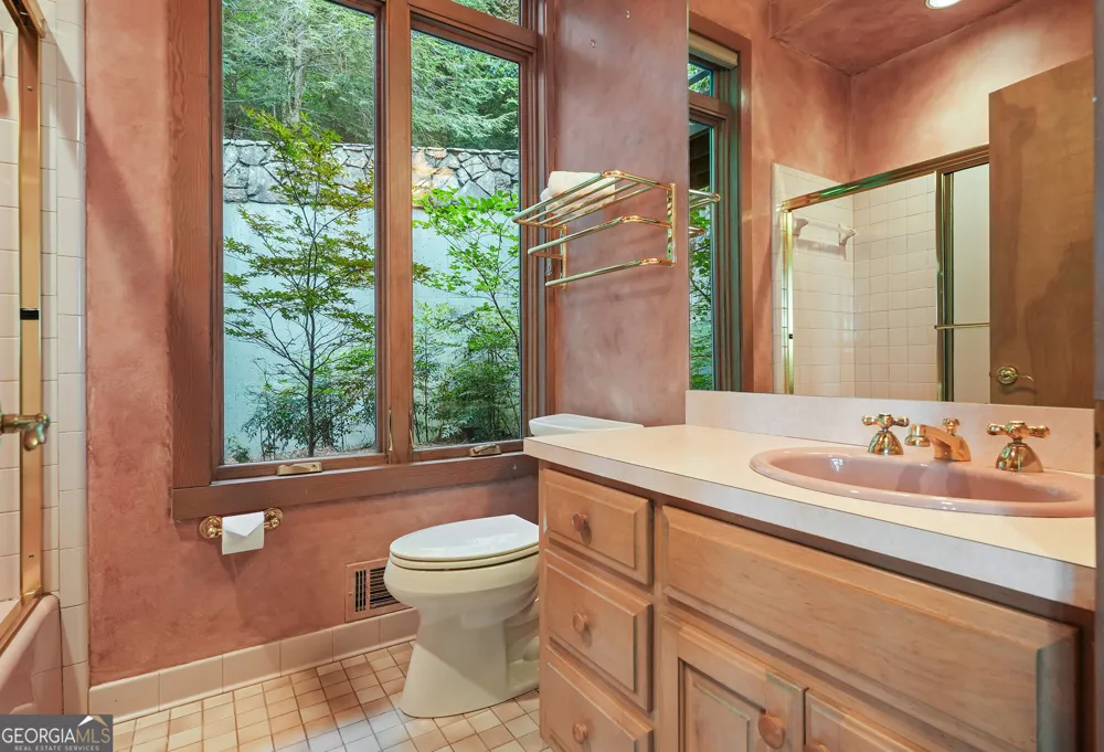 202 Sanderlin Mountain DR N Big Canoe, GA 30143