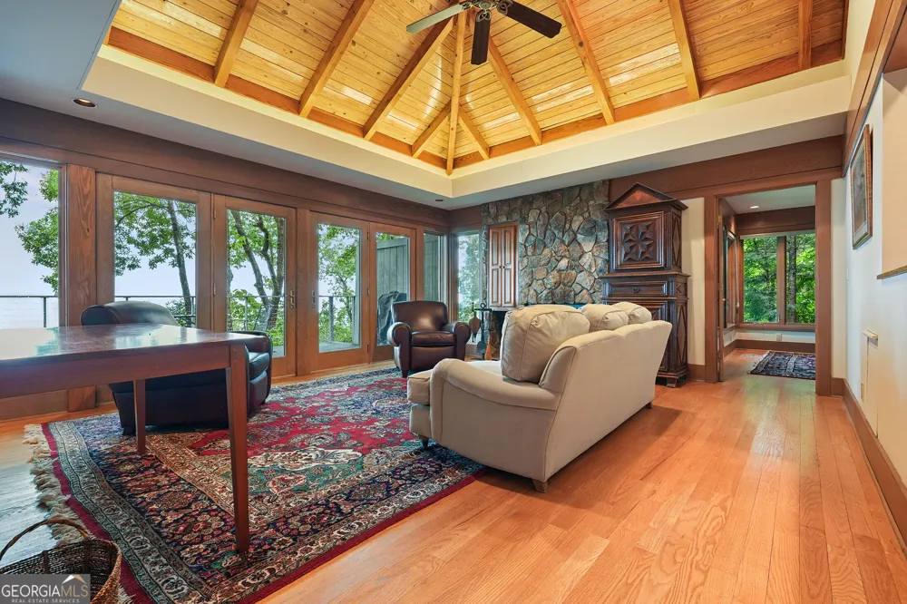 202 Sanderlin Mountain DR N Big Canoe, GA 30143