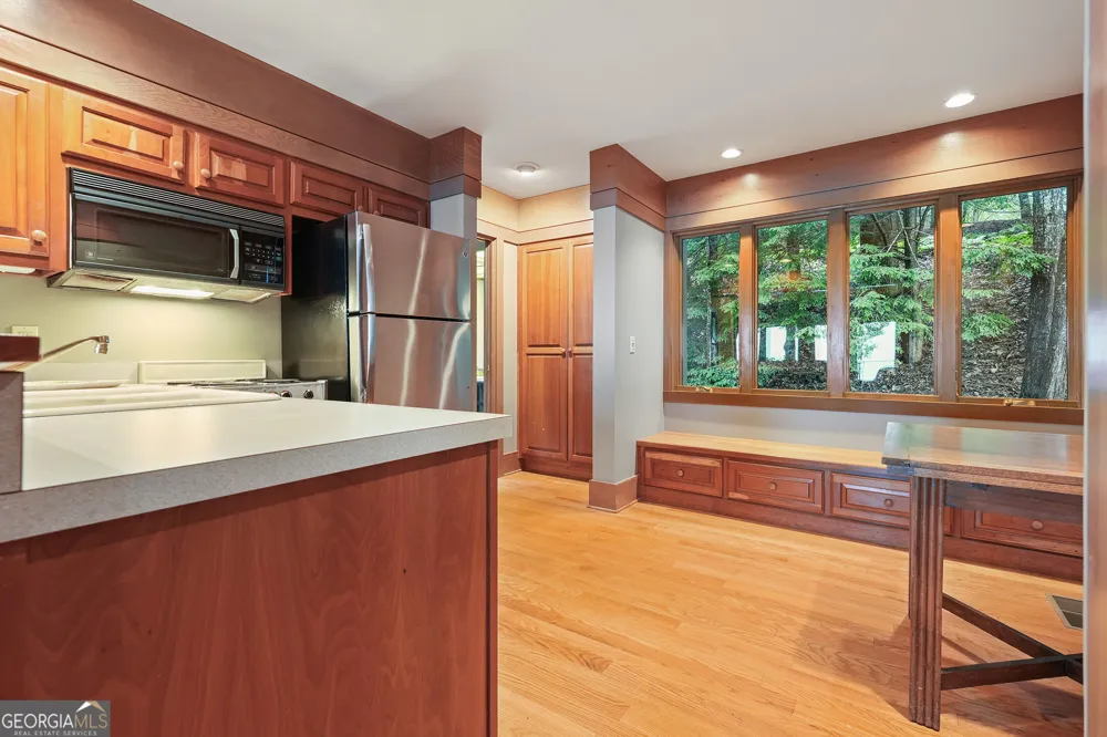 202 Sanderlin Mountain DR N Big Canoe, GA 30143