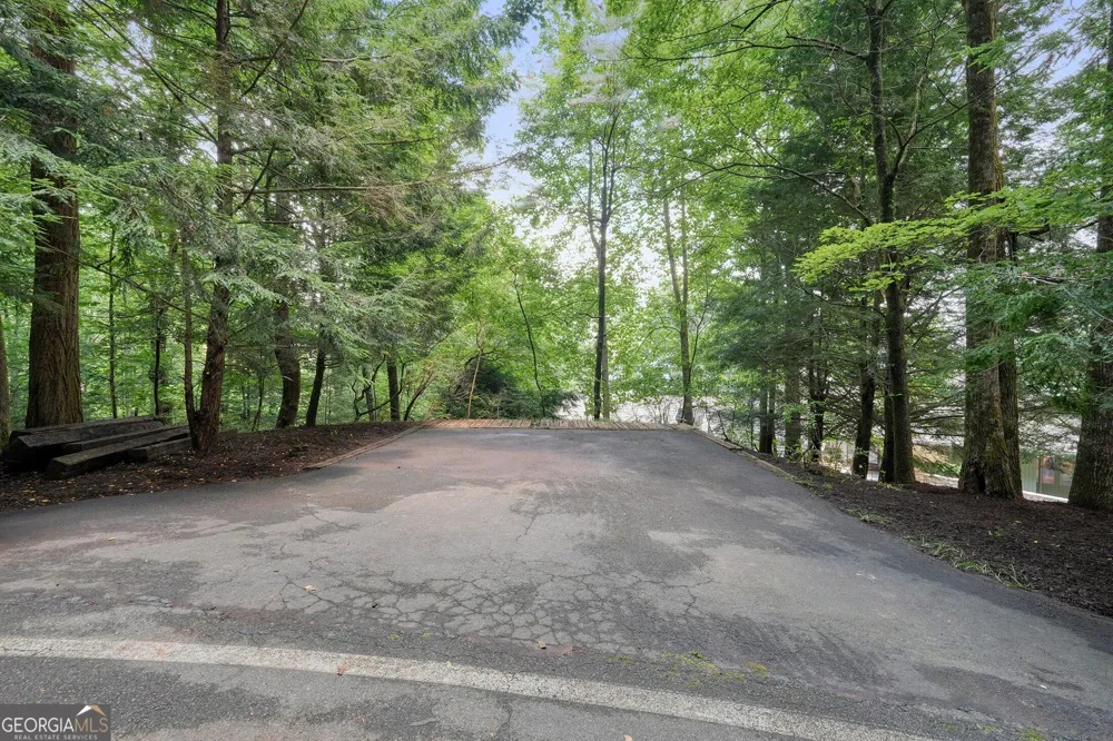 202 Sanderlin Mountain DR N Big Canoe, GA 30143