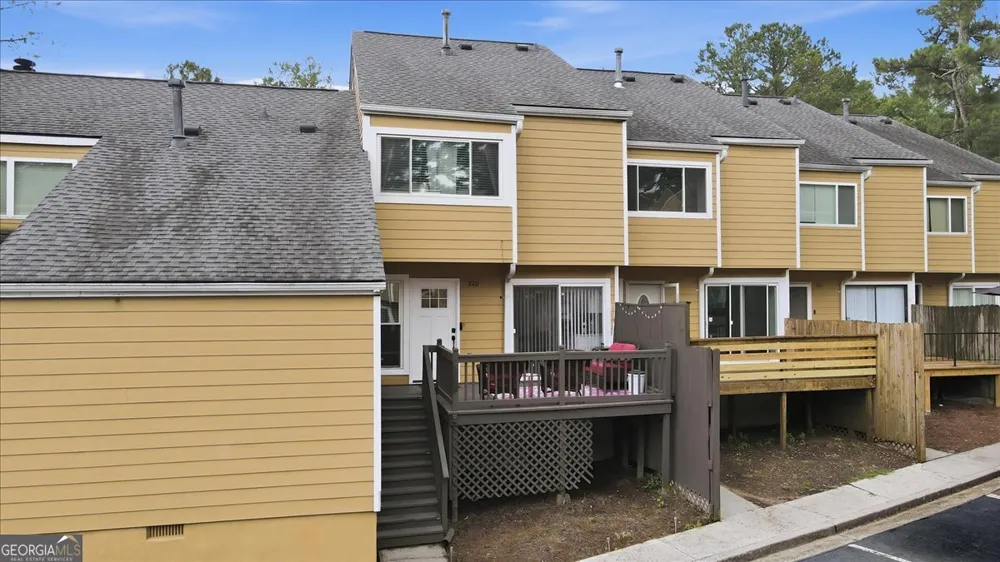 220 Yuba WALK Lawrenceville, GA 30046