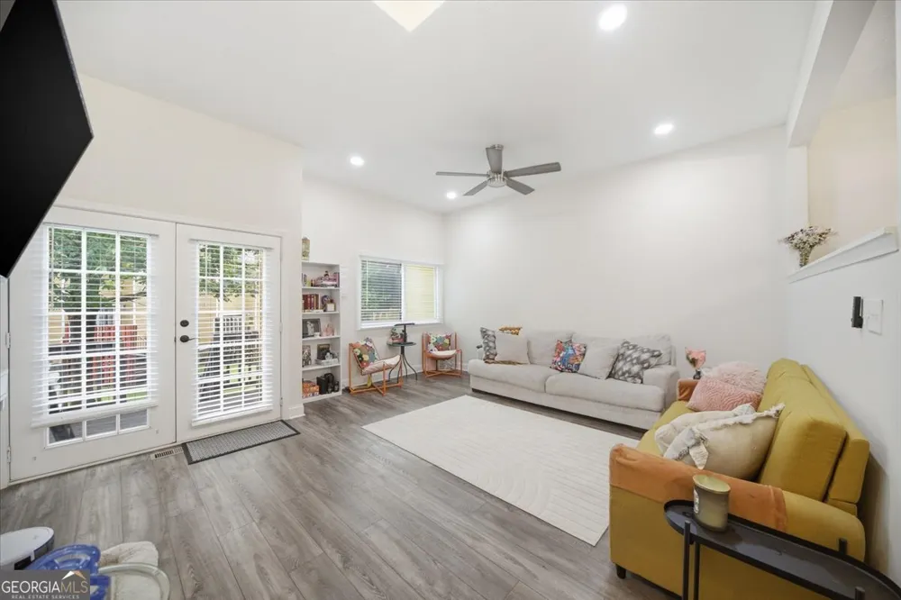 220 Yuba WALK Lawrenceville, GA 30046