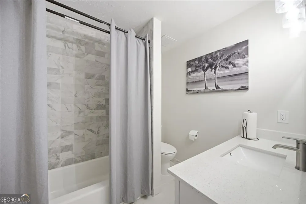 220 Yuba WALK Lawrenceville, GA 30046