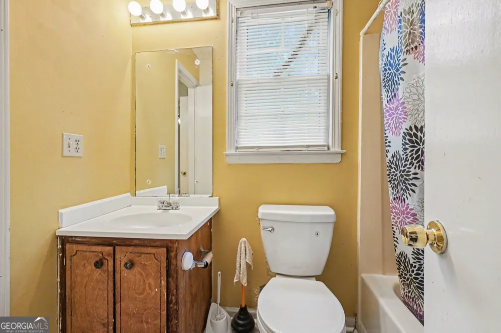 1435 Forest Villa DR NW Conyers, GA 30012