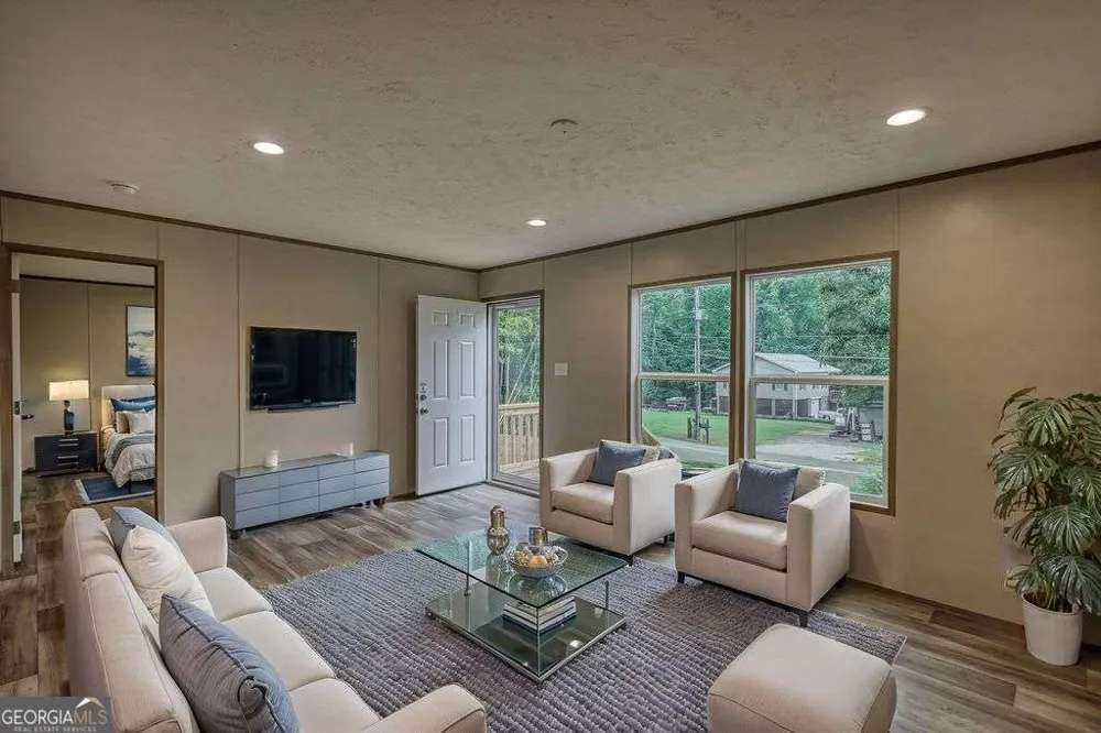 230 Thomas DR Eatonton, GA 31024