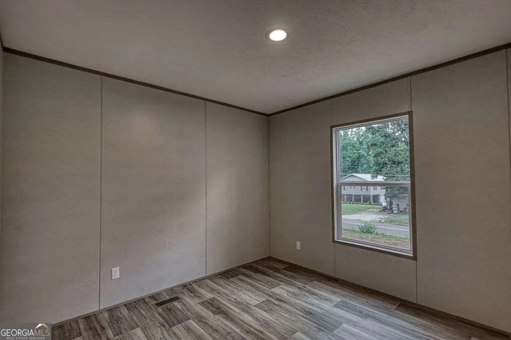 230 Thomas DR Eatonton, GA 31024