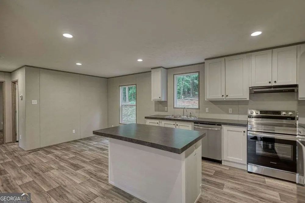 230 Thomas DR Eatonton, GA 31024