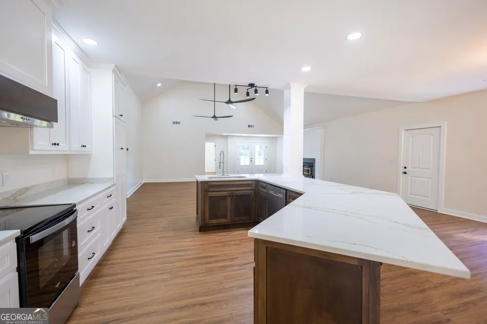 190 Cedar Pond RD Hartwell, GA 30643