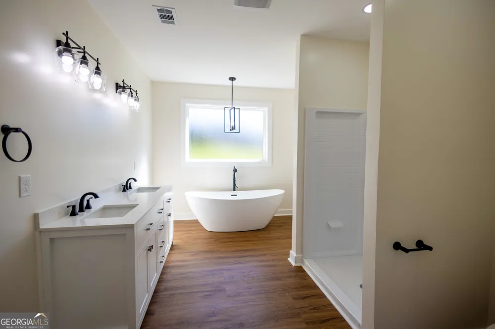 190 Cedar Pond RD Hartwell, GA 30643