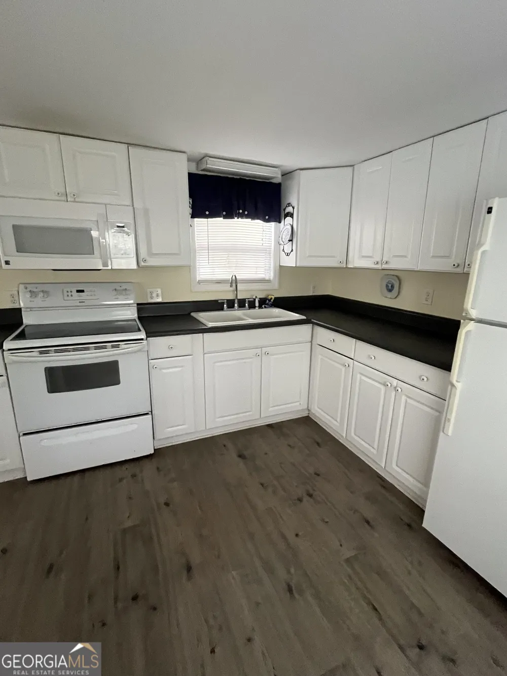 22 Leisure Woods CIR Hiawassee, GA 30546
