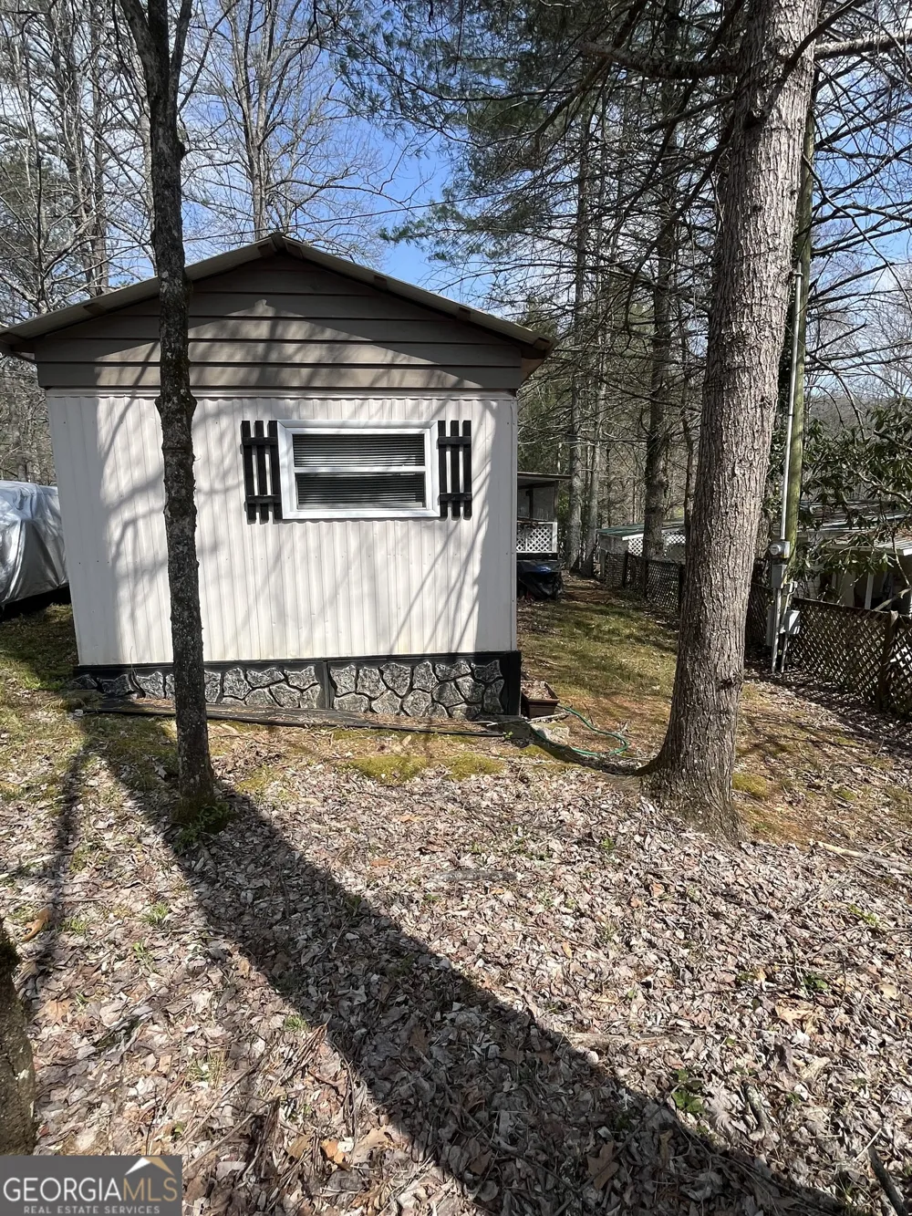 22 Leisure Woods CIR Hiawassee, GA 30546