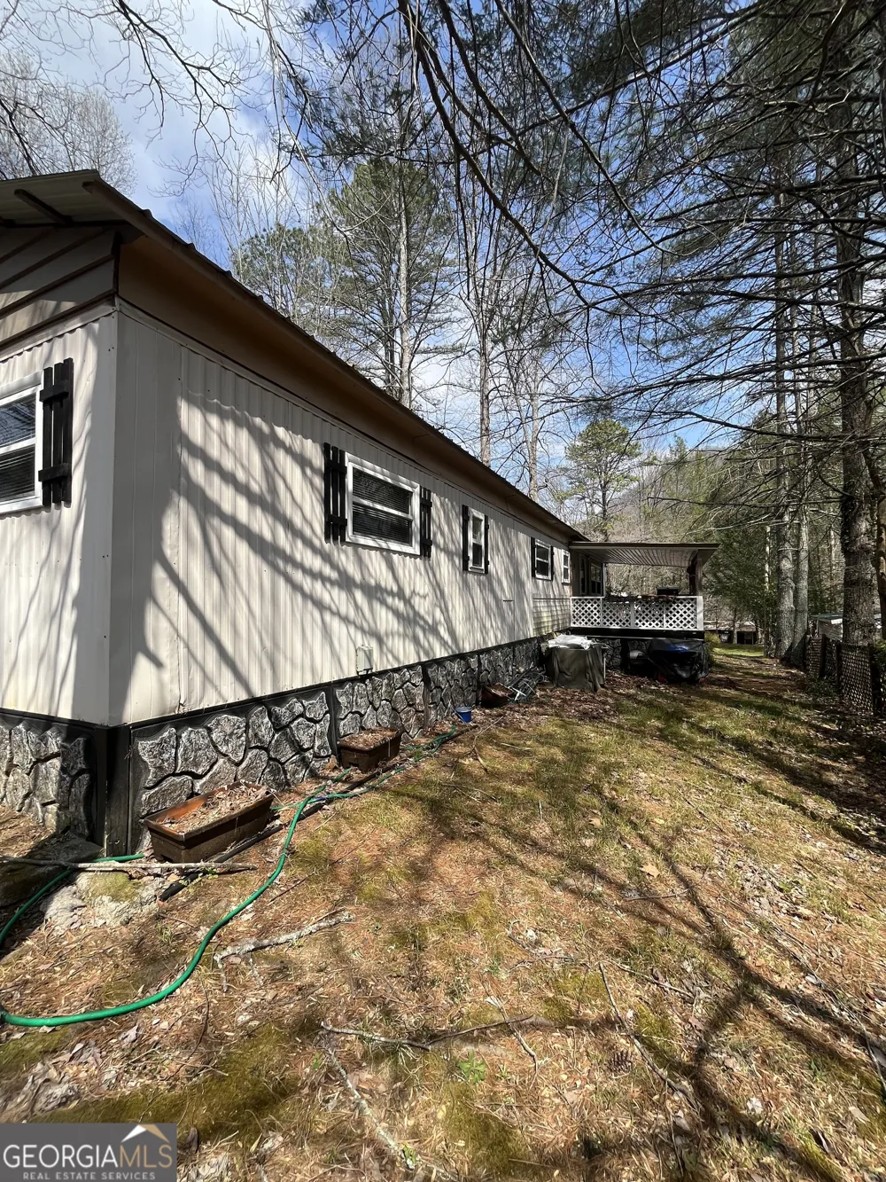 22 Leisure Woods CIR Hiawassee, GA 30546