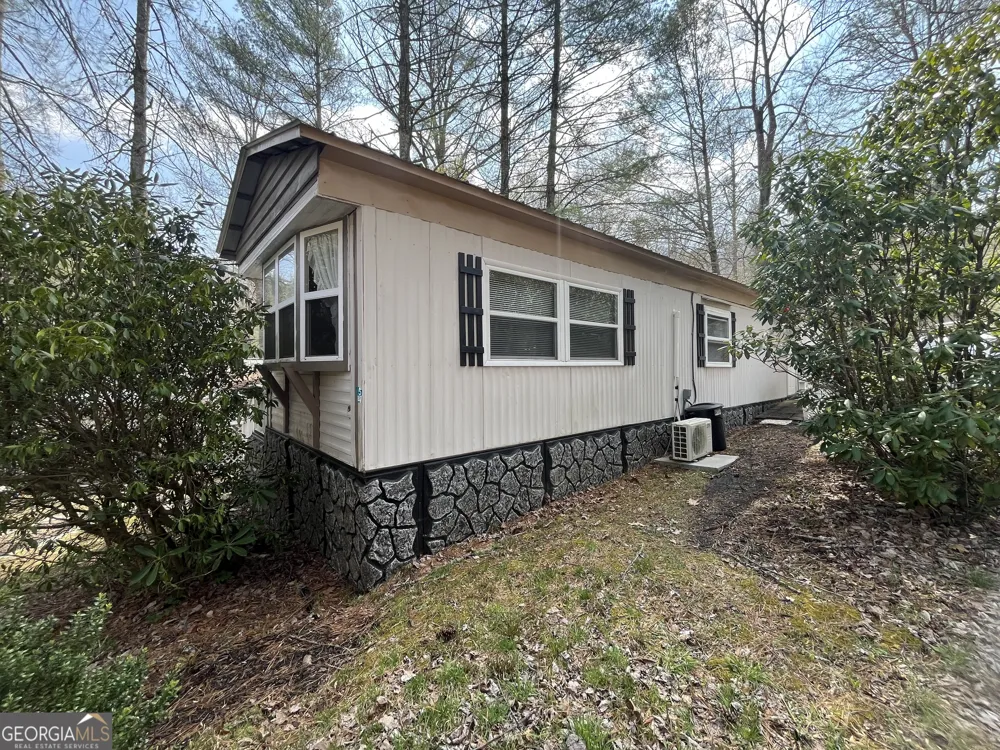 22 Leisure Woods CIR Hiawassee, GA 30546