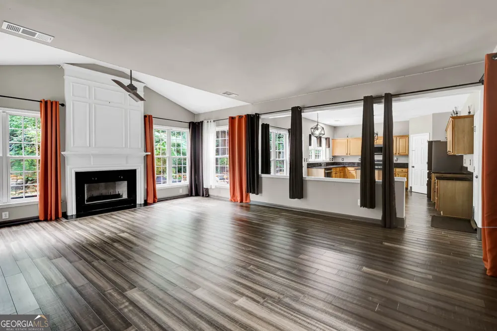 169 Eastham CT Suwanee, GA 30024