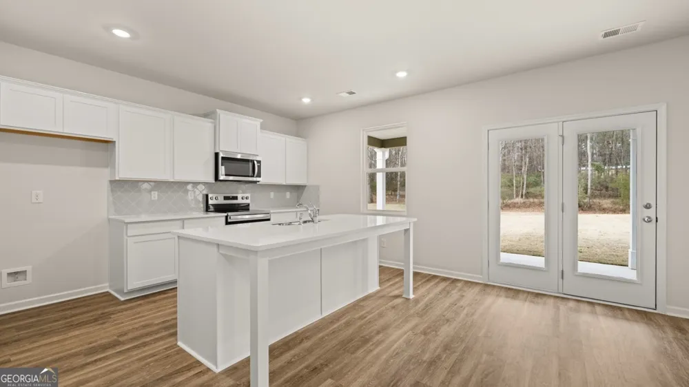195 Elsa CT Jefferson, GA 30549