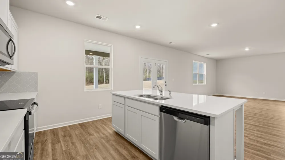 195 Elsa CT Jefferson, GA 30549