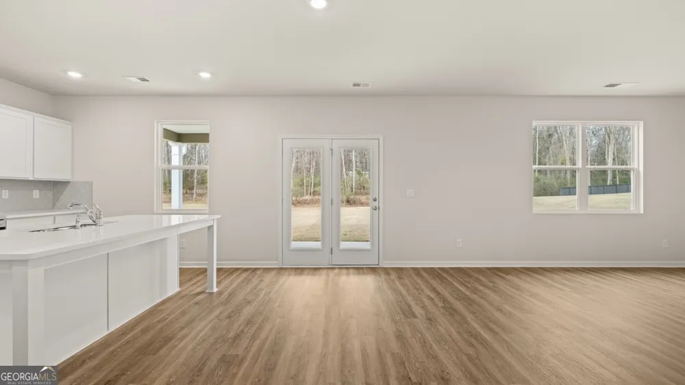 195 Elsa CT Jefferson, GA 30549